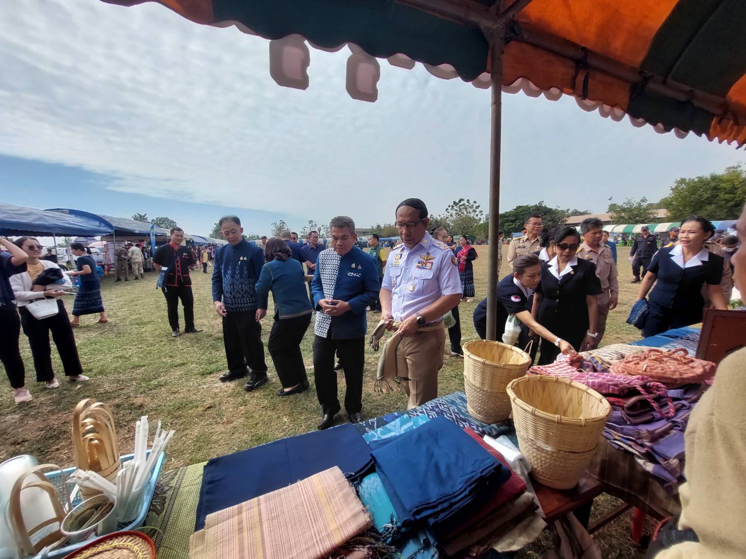 📢จังหวัดเคลื่อนที่ “บำบัดทุกข์ บำรุงสุข สร้างรอยยิ้มให้ประชาชน” ณ โรงเรียนชุมชนบ่อแสนพันมิตรภาพที่ 211 บ้านแสนพัน หมู่ที่ 11 ตำบลอุ่มจาน อำเภอกุสุมาลย์ จังหวัดสกลนคร