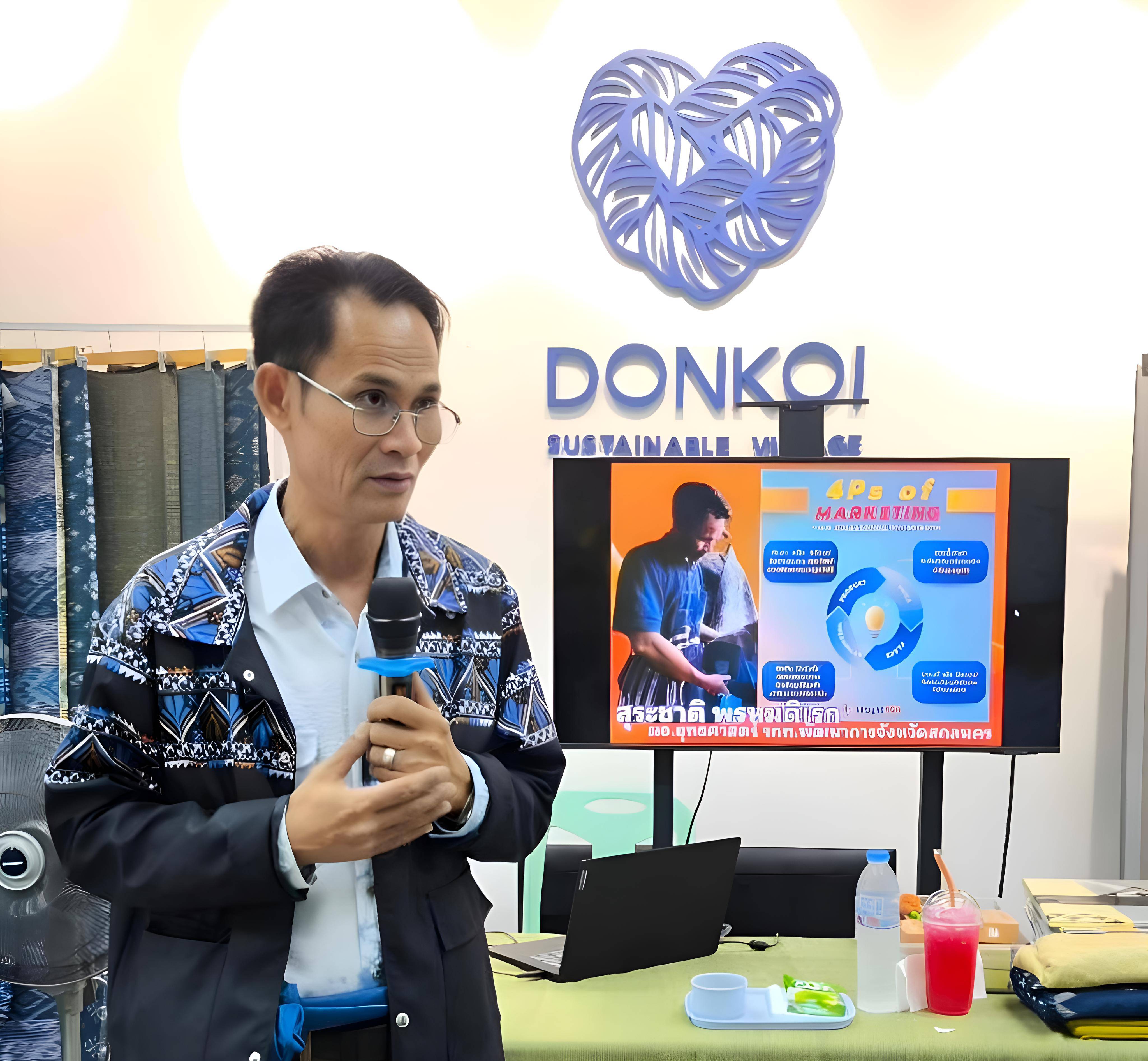 📢จังหวัดสกลนคร : ยกระดับมรดกแห่งภูมิปัญญา ดอนกอยโมเดล สู่การพัฒนาที่ยั่งยืน กิจกรรมหลักที่ 1 ฝึกอบรมการยกระดับมรดกแห่งภูมิปัญญา ดอนกอยโมเดล