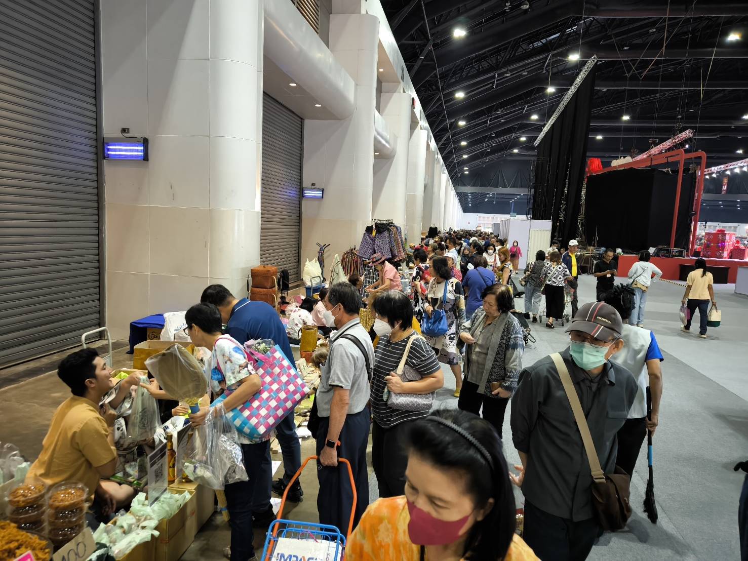 พช.สกลนคร เชิญช้อปในงาน “OTOP City 2024 Happy Market” ระหว่างวันที่ 14 – 22 ธันวาคม 2667 นี้ ณ ชาเลนเจอร์ฮอลล์ 1-3 ศูนย์แสดงสินค้าและการประชุมอิมแพ็ค เมืองทองธานี
