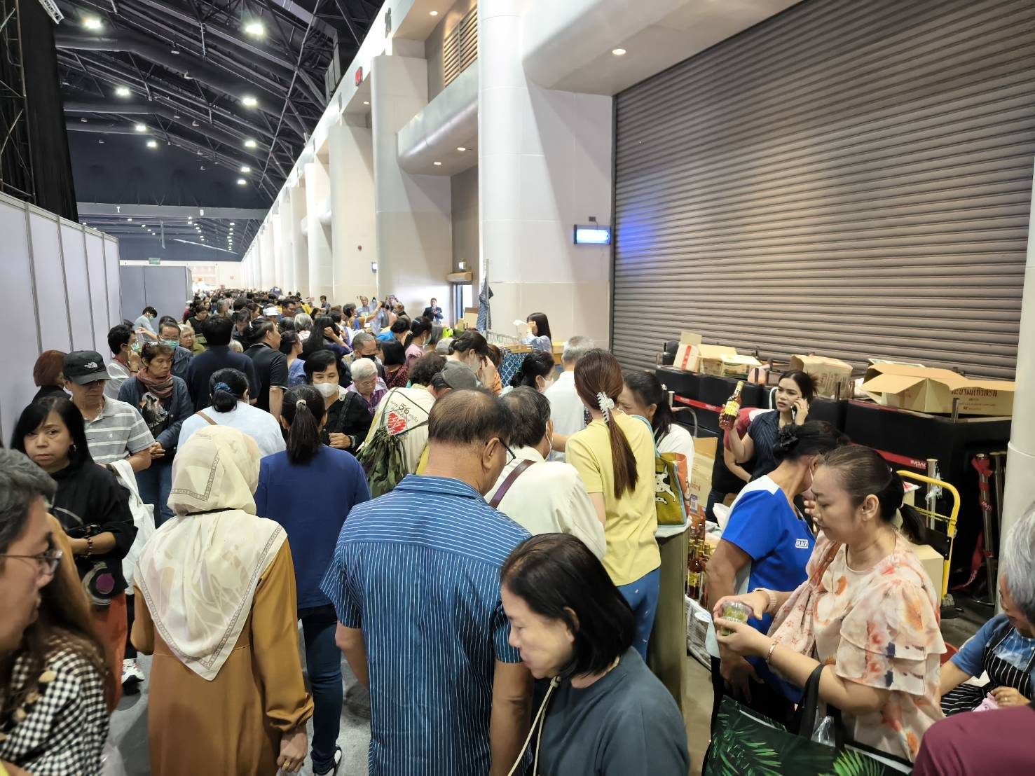 พช.สกลนคร เชิญช้อปในงาน “OTOP City 2024 Happy Market” ระหว่างวันที่ 14 – 22 ธันวาคม 2667 นี้ ณ ชาเลนเจอร์ฮอลล์ 1-3 ศูนย์แสดงสินค้าและการประชุมอิมแพ็ค เมืองทองธานี