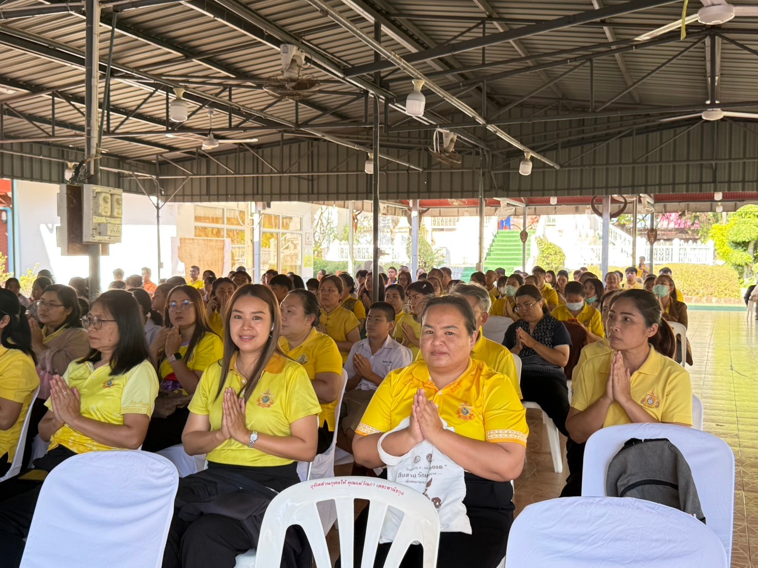 จังหวัดสกลนคร  จัดพิธีเจริญพระพุทธมนต์และบำเพ็ญจิตภาวนา ถวายเป็นพระราชกุศล เนื่องในโอกาสวันคล้ายวันพระบรมราชสมภพ พระบาทสมเด็จพระบรมชนกาธิเบศร มหาภูมิพลอดุลยเดชมหาราช บรมนาถบพิตร  วันชาติ และวันพ่อแห่งชาติ  5 ธันวาคม 2567 