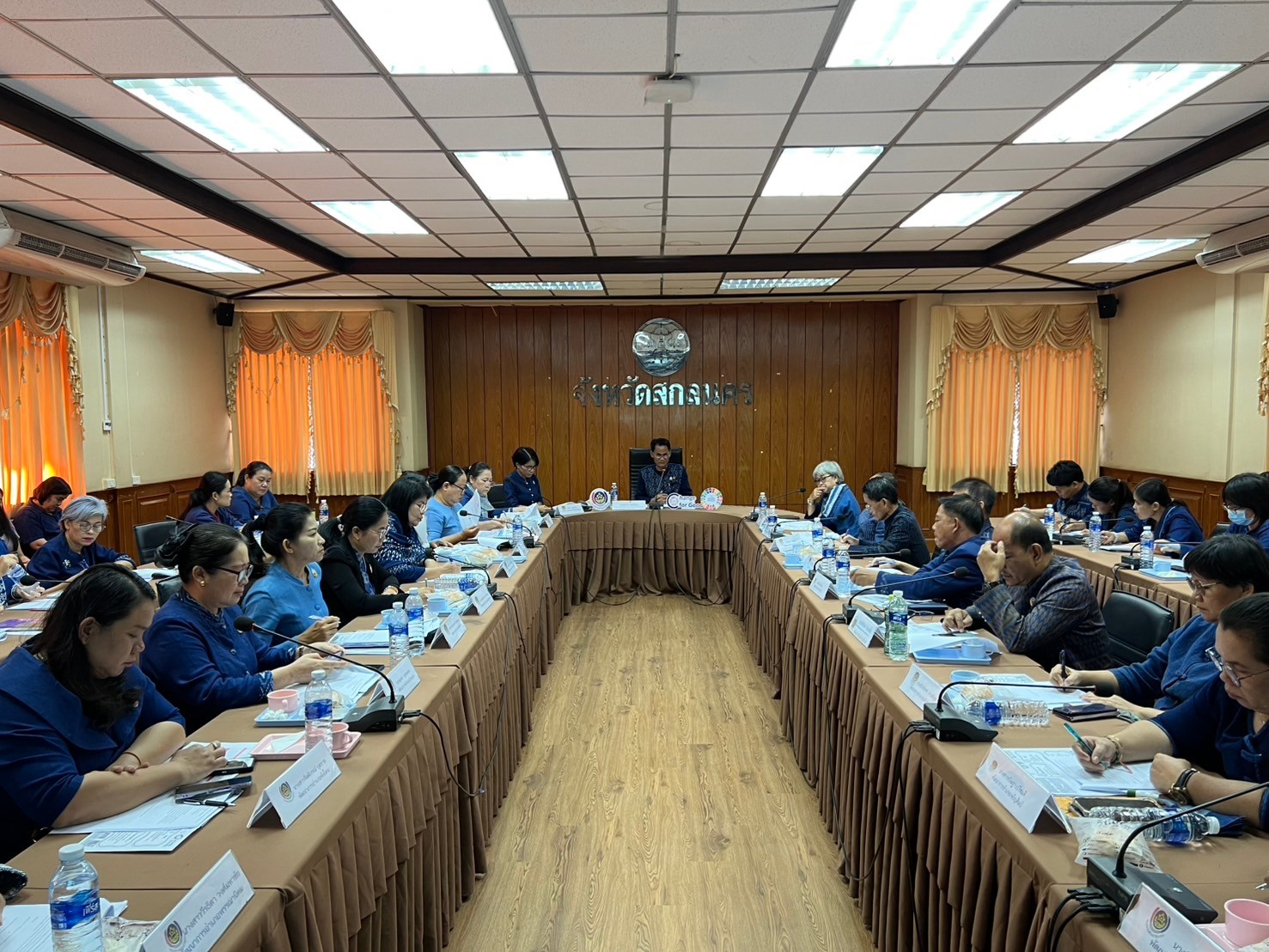 📢พช.สกลนคร : ประชุมผู้บริหารและนักวิชาการพัฒนาชุมชนจังหวัดสกลนคร ครั้งที่ ๑๒/๒๕๖๗ ประจำเดือน ธันวาคม ๒๕๖๗ ณ ห้องเทสรังสี ชั้น ๒ ศาลากลางจังหวัดสกลนคร