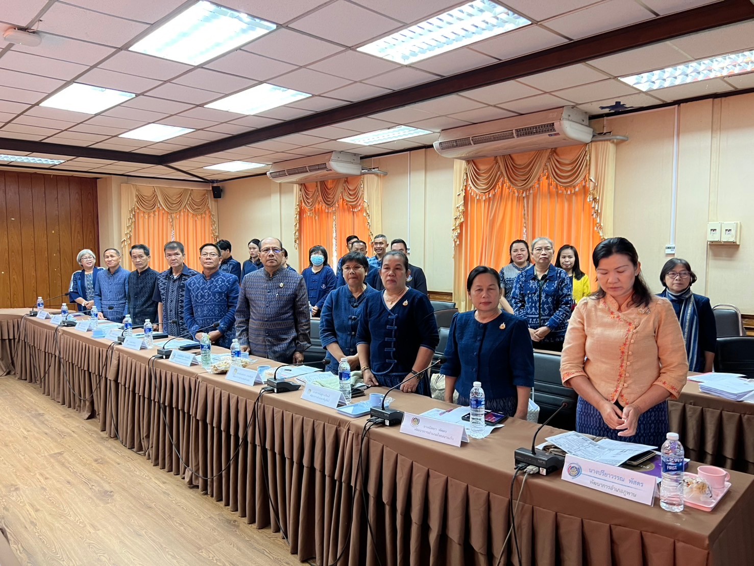 📢พช.สกลนคร : ประชุมผู้บริหารและนักวิชาการพัฒนาชุมชนจังหวัดสกลนคร ครั้งที่ ๑๒/๒๕๖๗ ประจำเดือน ธันวาคม ๒๕๖๗ ณ ห้องเทสรังสี ชั้น ๒ ศาลากลางจังหวัดสกลนคร