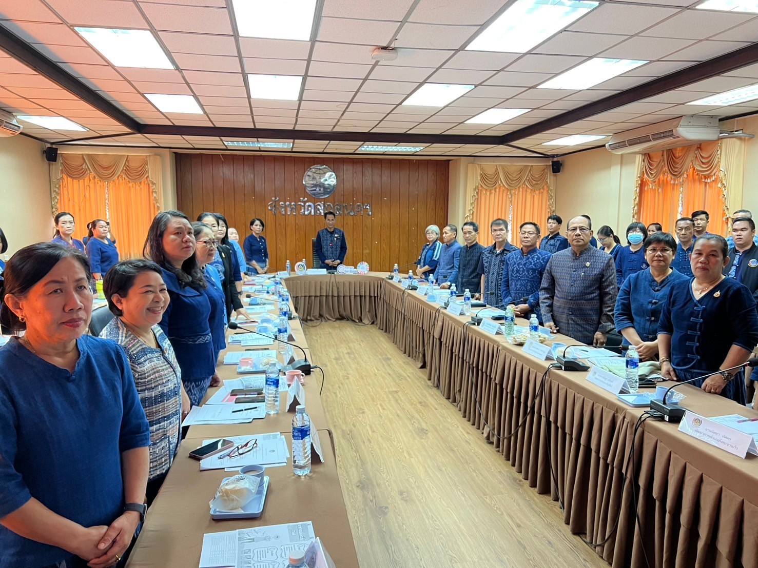 📢พช.สกลนคร : ประชุมผู้บริหารและนักวิชาการพัฒนาชุมชนจังหวัดสกลนคร ครั้งที่ ๑๒/๒๕๖๗ ประจำเดือน ธันวาคม ๒๕๖๗ ณ ห้องเทสรังสี ชั้น ๒ ศาลากลางจังหวัดสกลนคร