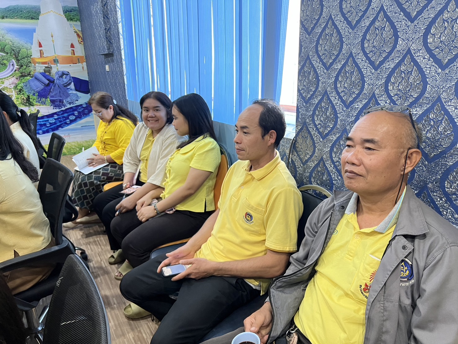 📢พช.สกลนคร : จัดประชุมเจ้าหน้าที่พัฒนาชุมชนจังหวัดเพื่อขับเคลื่อนงานพัฒนาชุมชน