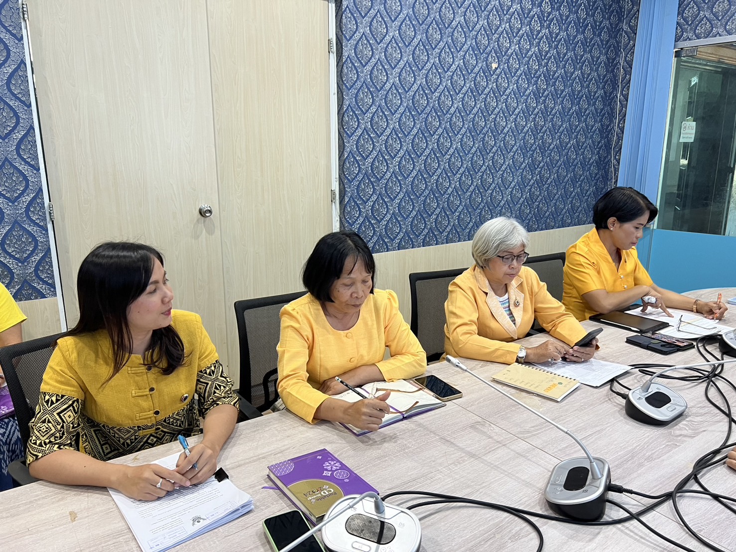 📢พช.สกลนคร : จัดประชุมเจ้าหน้าที่พัฒนาชุมชนจังหวัดเพื่อขับเคลื่อนงานพัฒนาชุมชน