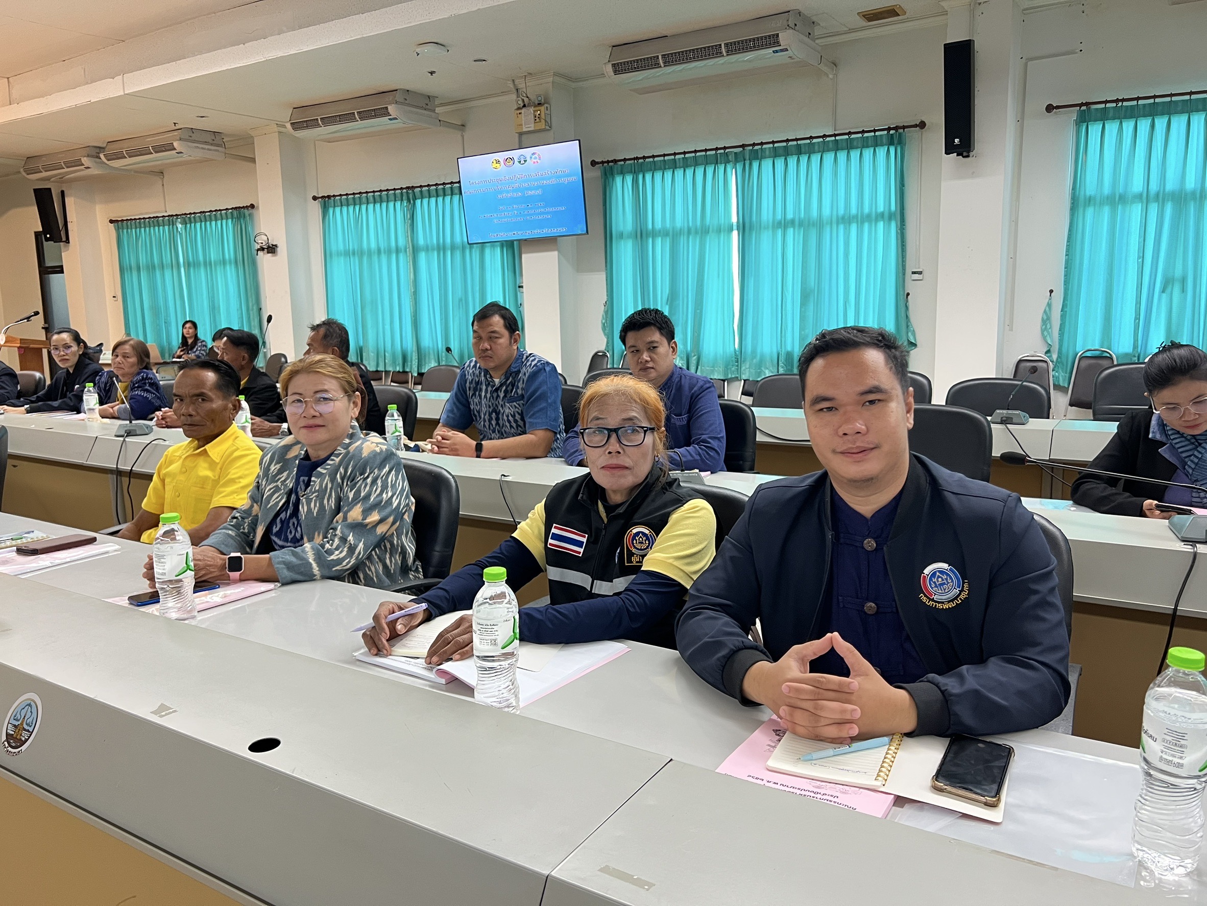 🎯 จังหวัดสกลนคร :ประชุม เชิงปฏิบัติการเสริมสร้างทักษะคณะกรรมการบริหารศูนย์ประสานงานองค์การชุมชนระดับอำเภอ(ศชอ.อ.)ประจำปีงบ ประมาณ พ.ศ.2568