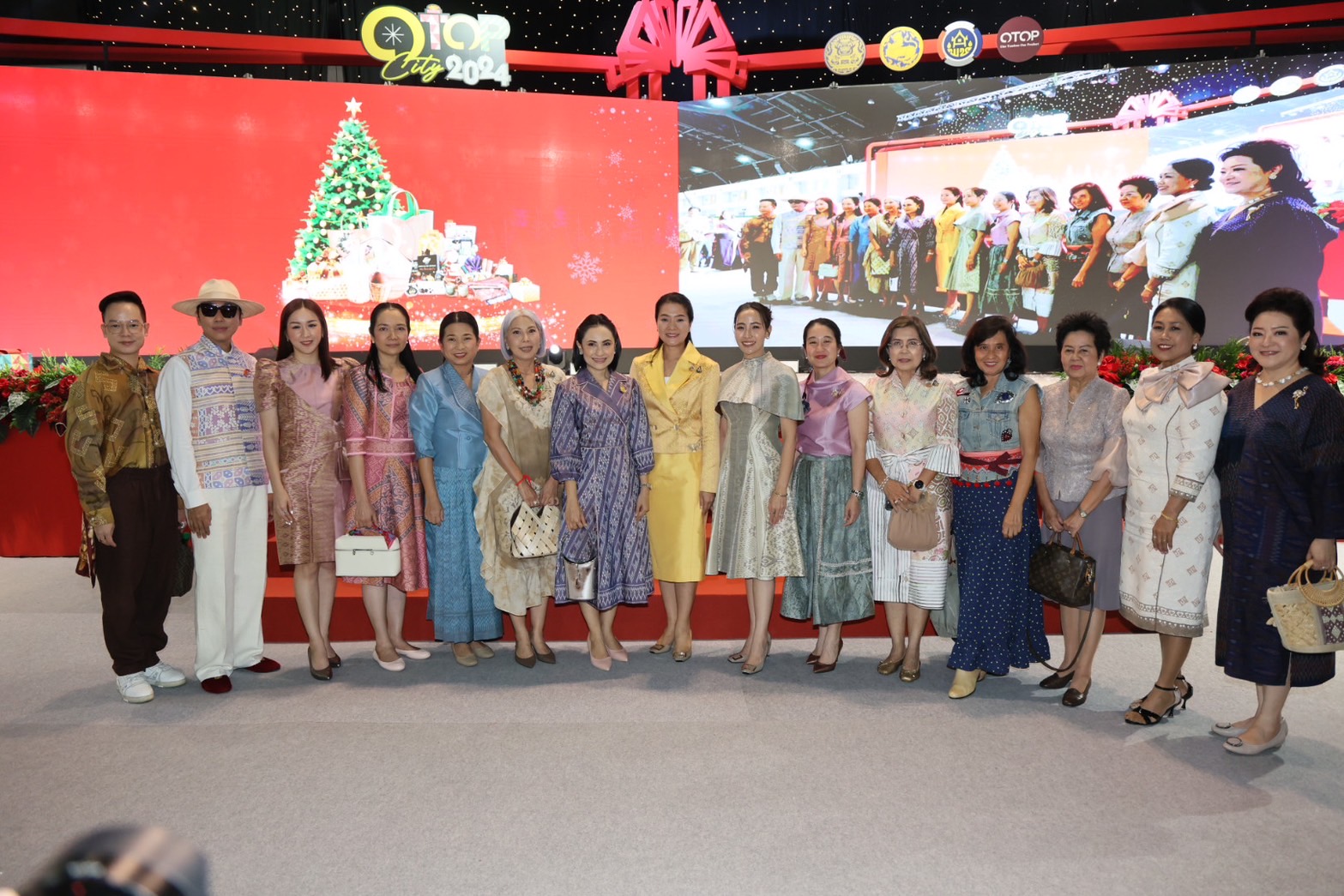 พิธีเปิดสุดยิ่งใหญ่ !! “OTOP City 2024 Happy Market” กระทรวงมหาดไทยมอบความสุขให้คนไทยส่งท้ายปลายปี