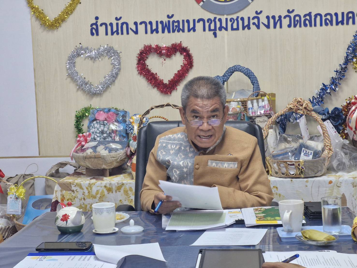📢 พช.สกลนคร : ร่วมประชุมเชิงปฏิบัติการการดำเนินงานตามมาตรการปรับปรุงประสิทธิภาพในการปฏิบัติราชการและตัวชี้วัดการประเมินผลการปฏิบัติราชการ กรมการพัฒนาชุมชน ประจำปีงบประมาณ พ.ศ.2568 (ผ่านระบบวีดีทัศน์ทางไกล)