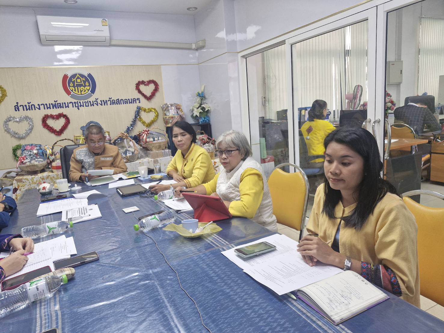 📢 พช.สกลนคร : ร่วมประชุมเชิงปฏิบัติการการดำเนินงานตามมาตรการปรับปรุงประสิทธิภาพในการปฏิบัติราชการและตัวชี้วัดการประเมินผลการปฏิบัติราชการ กรมการพัฒนาชุมชน ประจำปีงบประมาณ พ.ศ.2568 (ผ่านระบบวีดีทัศน์ทางไกล)