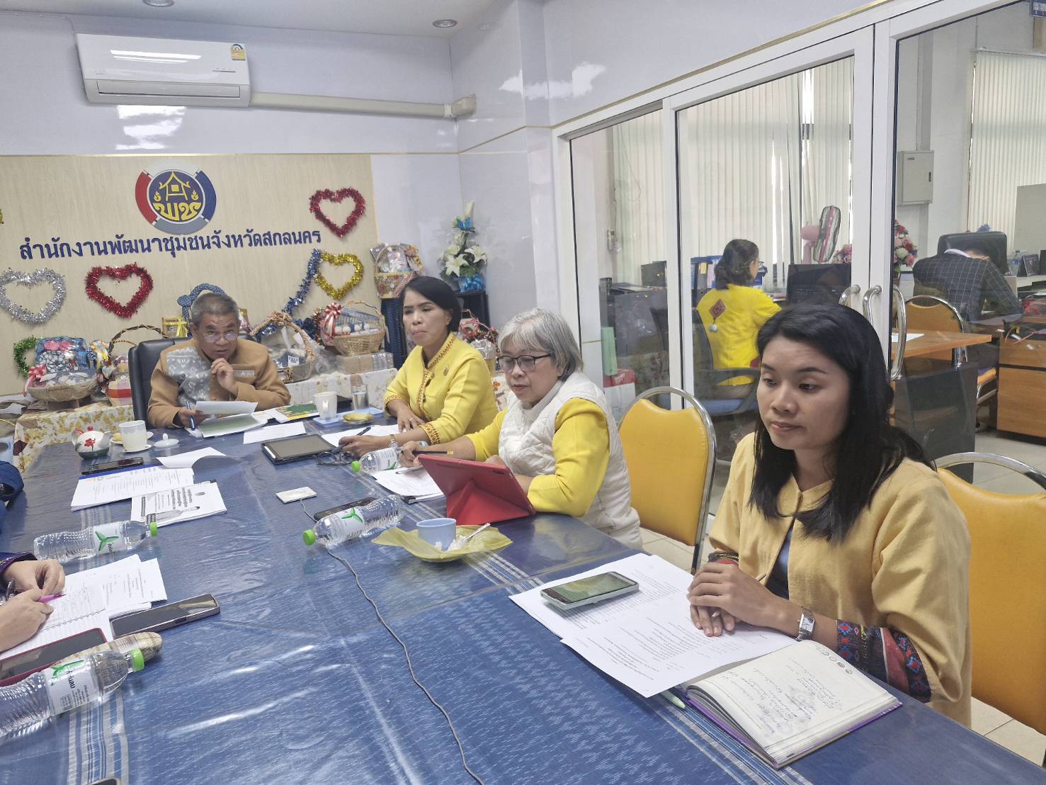 📢 พช.สกลนคร : ร่วมประชุมเชิงปฏิบัติการการดำเนินงานตามมาตรการปรับปรุงประสิทธิภาพในการปฏิบัติราชการและตัวชี้วัดการประเมินผลการปฏิบัติราชการ กรมการพัฒนาชุมชน ประจำปีงบประมาณ พ.ศ.2568 (ผ่านระบบวีดีทัศน์ทางไกล)