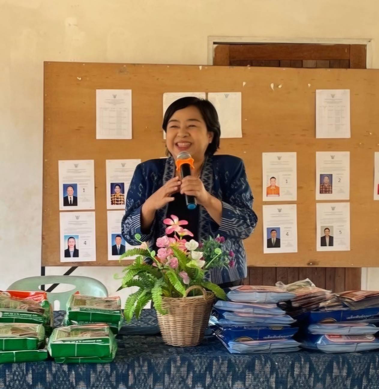 📢พช.สกลนคร : ร่วมกิจกรรมสารสนเทศตำบลต้นแบบเพื่อพัฒนาคุณภาพชีวิต ภายใต้โครงการ/กิจกรรมบ้านนี้มีรัก ปลูกผักกินเอง แก้ไขความยากจน ยกระดับคุณภาพชีวิตคนในชุมชน