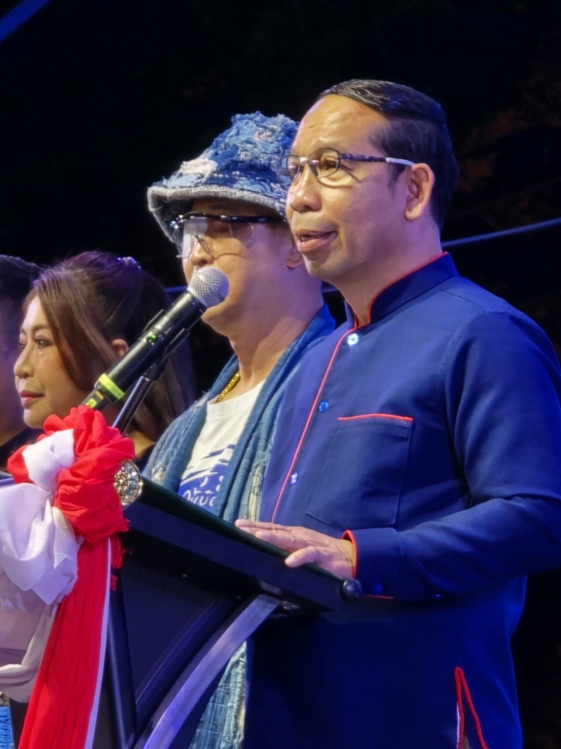 จังหวัดสกลนคร จัดเดินแบบแฟชั่น ” ผ้าไทยใส่ให้สนุก” ในงานรวมน้ำใจไทสกล จังหวัดสกลนคร ประจำปี 2568 ส่งเสริมผลิตภัณฑ์ชุมชน กลุ่มอาชีพ ให้เป็นที่รู้จัก สร้างรายได้สู่ชุมชน
