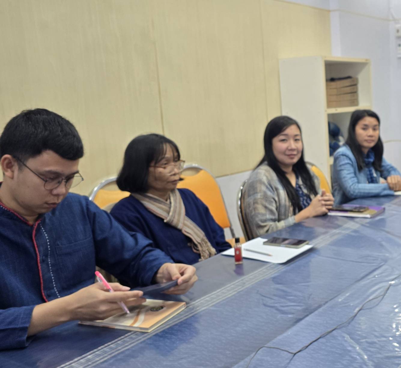 พช.สกลนคร : ร่วมการประชุมกรมการพัฒนาชุมชน ครั้งที่ 1/2568 ผ่านระบบ Cisco Webex Meeting ณ ห้องประชุมสำนักงานพัฒนาชุมชนจังหวัดสกลนคร
