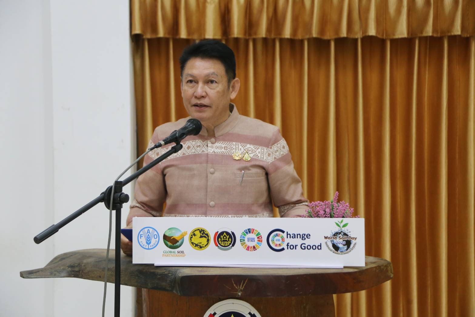 📢พช.สกลนคร : ร่วมพิธีเปิดโครงการประชุมเชิงปฏิบัติการเสริมศักยภาพการขับเคลื่อนการออมและการพัฒนาทักษะทางการเงิน (FINANCIAL LITERACY)