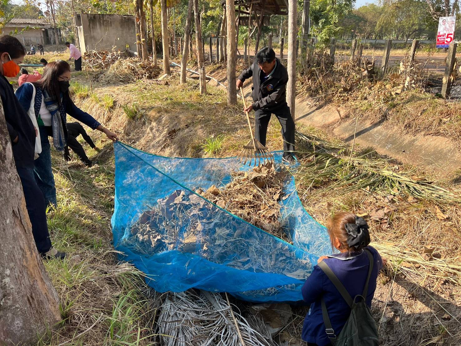 🏘พช.สกลนคร : จัดกิจกรรมเนื่องในวาระครบรอบ 56 ปี โครงการพัฒนาผู้นำอาสาพัฒนาชุมชน ประจำปี 2568 “อช.รวมใจ ขจัดภัยแก้จน พัฒนาชุมชนอย่างพอเพียง”