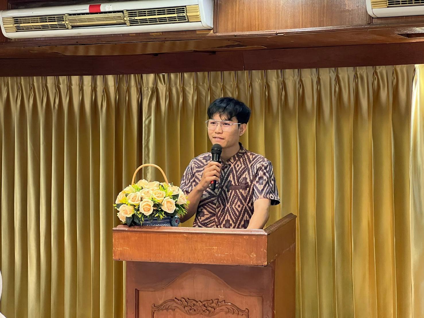 พช.สกลนคร ประชุม จนท.ขับเคลื่อนงานตามยุทธศาสตร์กรมการพัฒนาชุมชน และงานนโยบาย ปี 68 วางเป้างาน พช.มีคุณภาพ ยกระดับการพัฒนาคุณภาพชีวิตคนสกลนคร