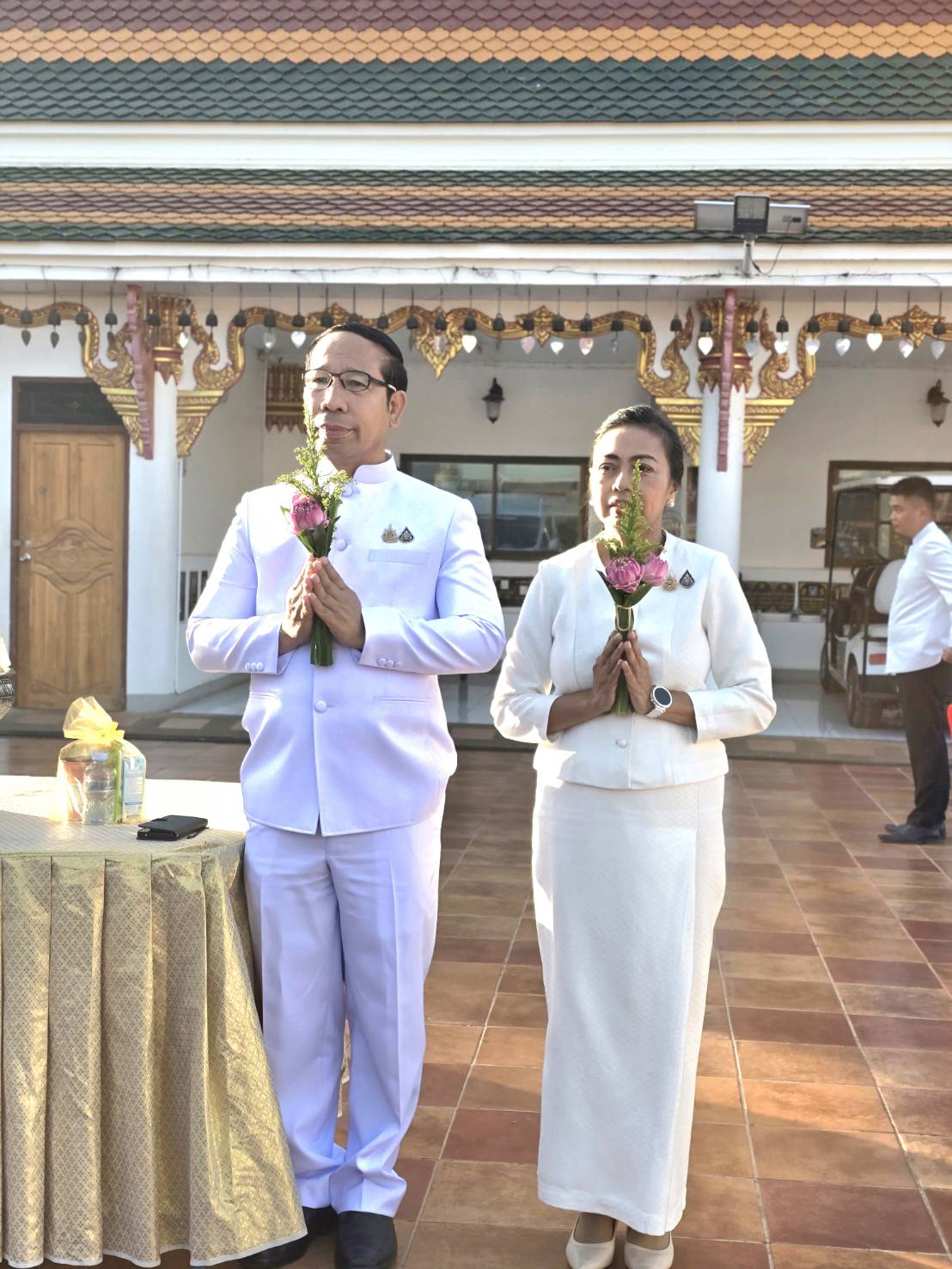 📢ผู้ว่าราชการจังหวัดสกลนคร นำพุทธศาสนิกชน ร่วมทำบุญตักบาตร เนื่องในวันมาฆบูชา