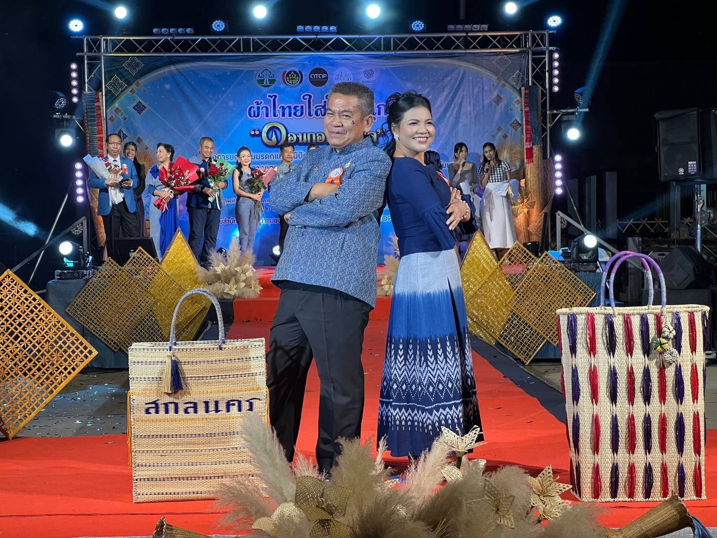 📢จังหวัดสกลนคร:จัดกิจกรรมการทดสอบตลาด และเผยแพร่การยกระดับมรดกแห่งภูมิปัญญา ดอนกอยโมเดล ภายใต้งาน “ผ้าไทย ใส่ให้สนุก”