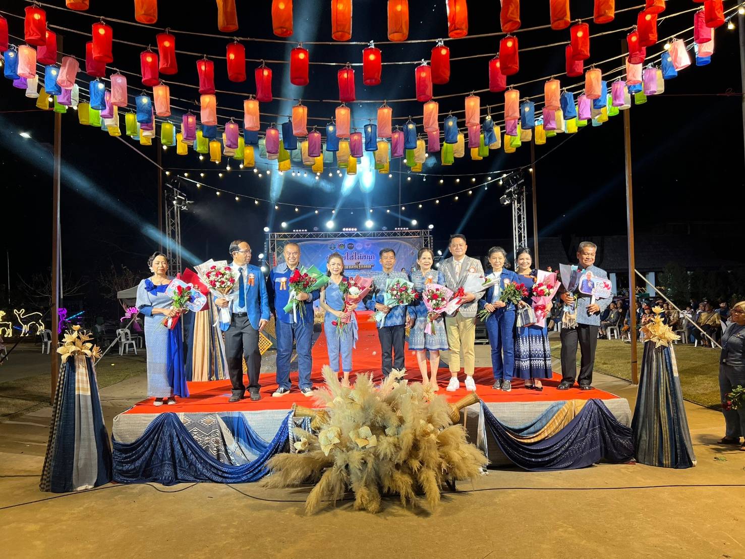 📢จังหวัดสกลนคร:จัดกิจกรรมการทดสอบตลาด และเผยแพร่การยกระดับมรดกแห่งภูมิปัญญา ดอนกอยโมเดล ภายใต้งาน “ผ้าไทย ใส่ให้สนุก”