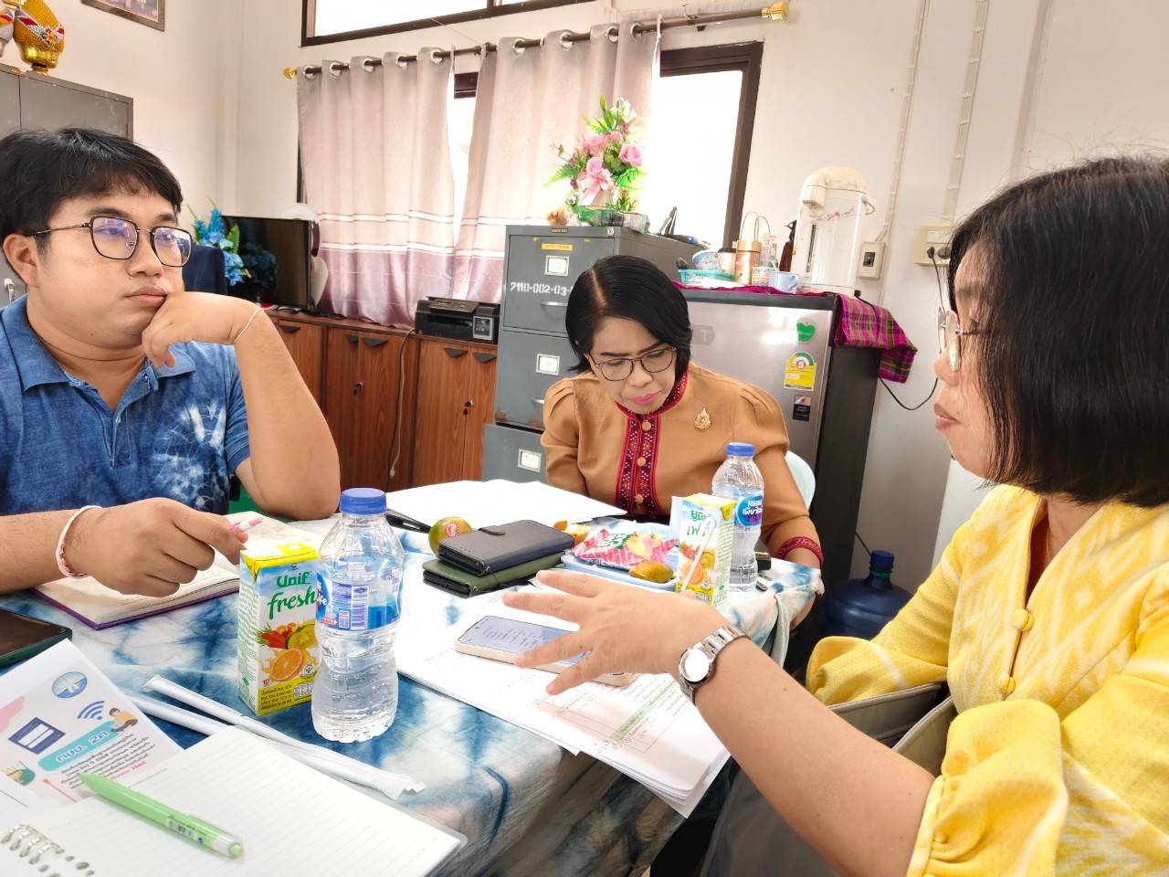 📢พช.สกลนคร ลงพื้นที่ติดตามสนับสนุนการบริหารการจัดเก็บข้อมูลความจำเป็นพื้นฐาน (จปฐ.) ปี 2568 พร้อมให้กำลังใจทีมพัฒนาชุมชนอำเภอและอาสาสมัครจัดเก็บฯ