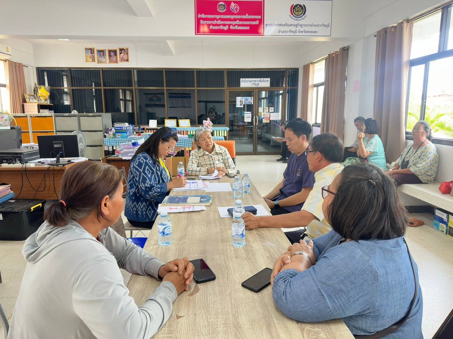 📢พช.สกลนคร ลงพื้นที่ติดตามสนับสนุนการบริหารการจัดเก็บข้อมูลความจำเป็นพื้นฐาน (จปฐ.) ปี 2568 พร้อมให้กำลังใจทีมพัฒนาชุมชนอำเภอและอาสาสมัครจัดเก็บฯ