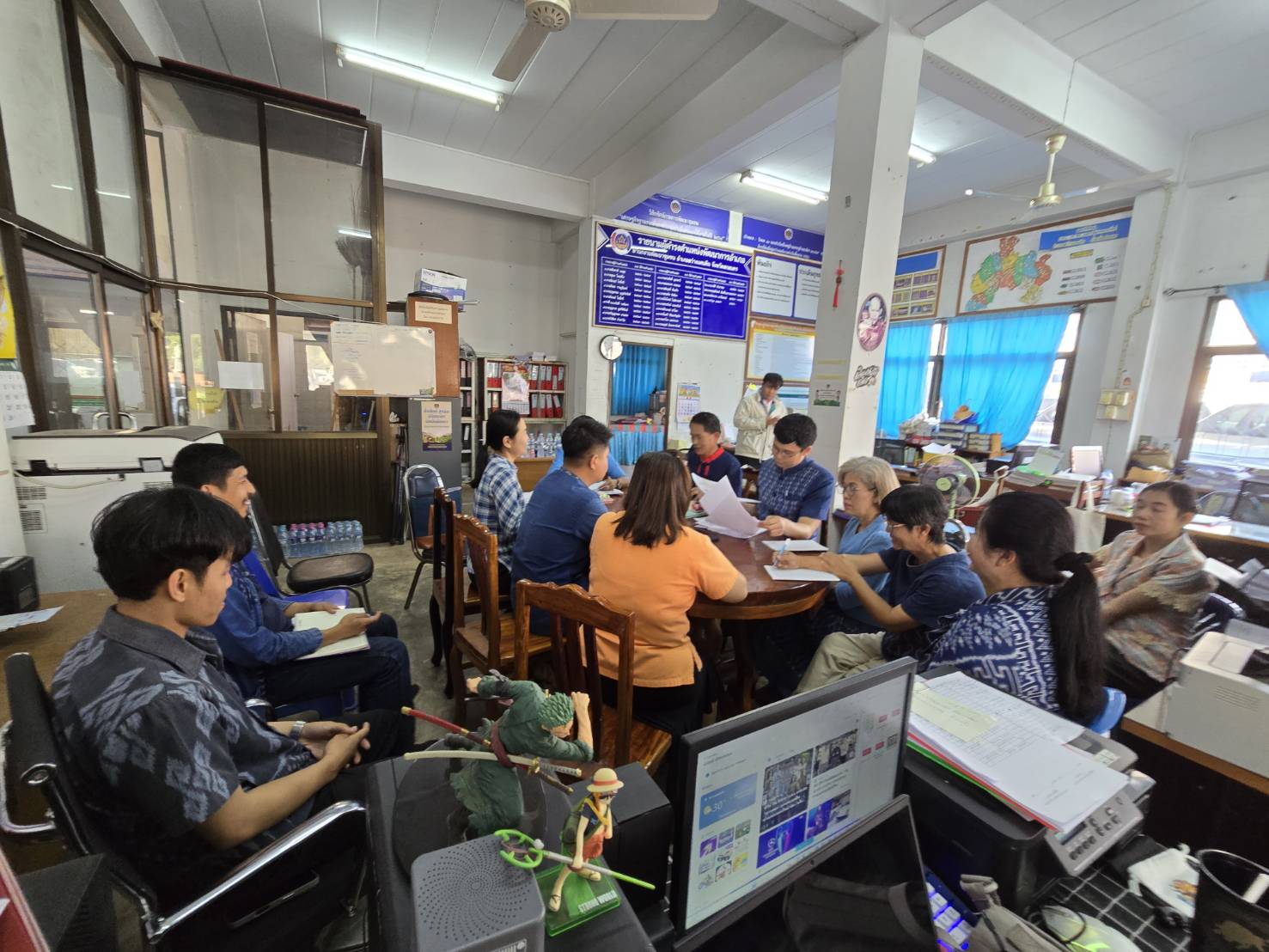 📢พช.สกลนคร ลงพื้นที่ติดตามสนับสนุนการบริหารการจัดเก็บข้อมูลความจำเป็นพื้นฐาน (จปฐ.) ปี 2568 พร้อมให้กำลังใจทีมพัฒนาชุมชนอำเภอและอาสาสมัครจัดเก็บฯ