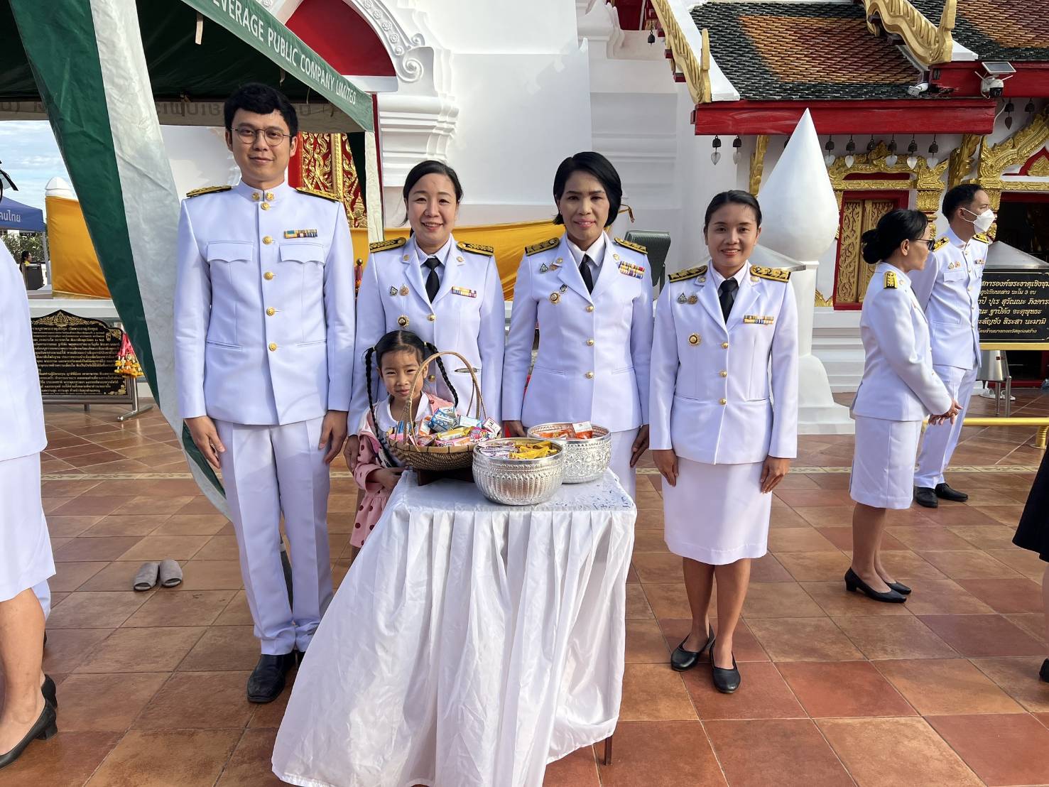 📢ผู้ว่าราชการจังหวัดสกลนคร นำพสกนิกรทุกหมู่เหล่า ร่วมพิธีสวดพระพุทธมนต์ ทำบุญตักบาตรถวายพระราชกุศล เนื่องในวันที่ระลึกพระบาทสมเด็จพระพุทธเลิศหล้านภาลัย ประจำปี 2568