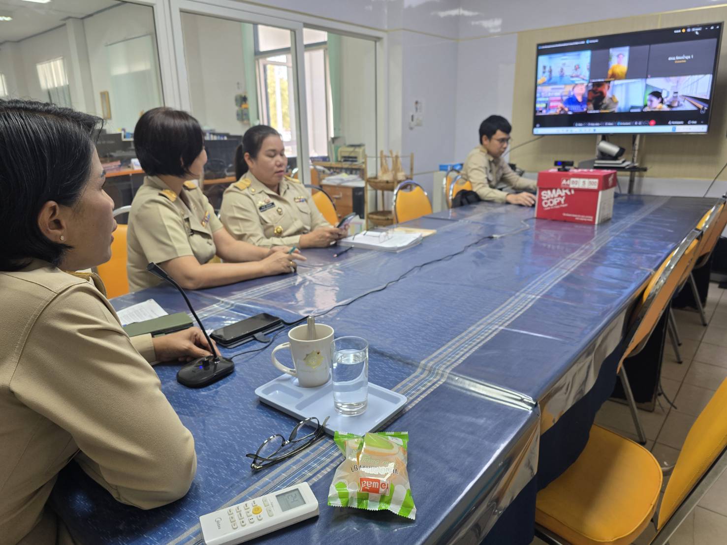 📢พช.สกลนคร : ประชุมขับเคลื่อนหมู่บ้านทุนชุมชนขับเคลื่อนเศรษฐกิจฐานรากและแก้ไขปัญหายาเสพติด ผ่านระบบออนไลน์ Cisco webex