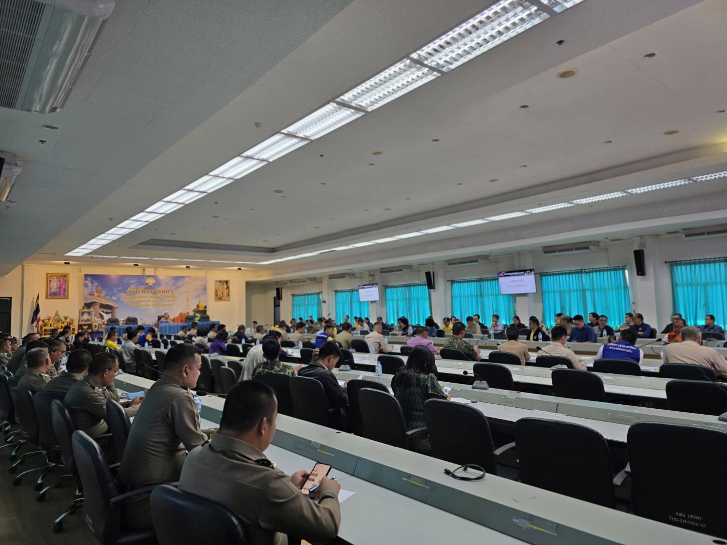 🏘สกลนคร – ผู้ว่าฯ สกลนคร เป็นประธานการประชุมคณะกรรมการศูนย์อำนวยการป้องกันและปราบปรามยาเสพติดจังหวัดสกลนคร