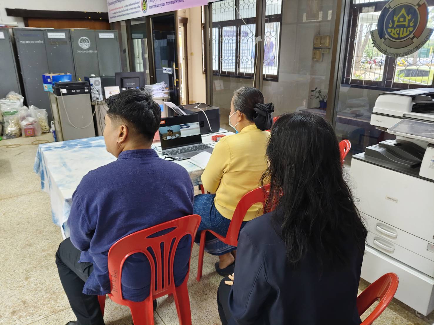 พช.สกลนคร : ร่วมประชุมกรมการพัฒนาชุมชน ครั้งที่ 2/2568 ผ่านระบบวีดีทัศน์ทางไกล (Video Conference)