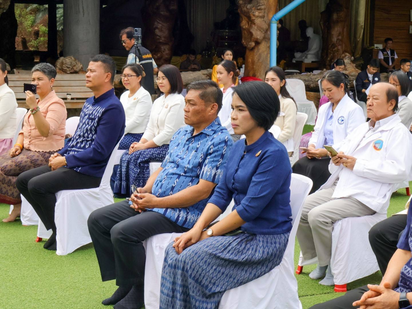 📣จังหวัดสกลนคร : เชิญชวนพุทธศาสนิกชน ร่วมงานนมัสการและห่มผ้าพระธาตุภูผาแด่น ครั้งที่ 1 ประจำปี 2568 ร่วมเดินธรรมยาตราขึ้นวัดถ้ำผาแด่น ปฏิบัติธรรม เจริญจิตภาวนา ในเทศกาลวันมาฆบูชา 9-12 กุมภาพันธ์