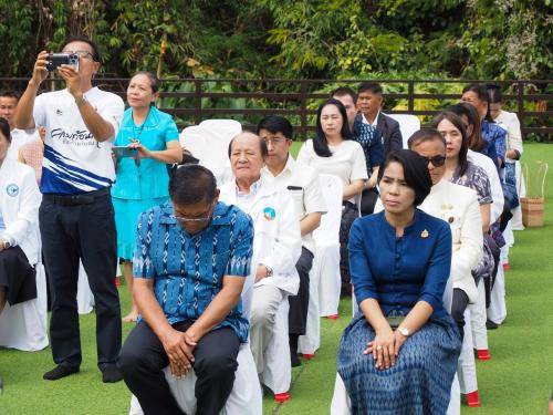 📣จังหวัดสกลนคร : เชิญชวนพุทธศาสนิกชน ร่วมงานนมัสการและห่มผ้าพระธาตุภูผาแด่น ครั้งที่ 1 ประจำปี 2568 ร่วมเดินธรรมยาตราขึ้นวัดถ้ำผาแด่น ปฏิบัติธรรม เจริญจิตภาวนา ในเทศกาลวันมาฆบูชา 9-12 กุมภาพันธ์