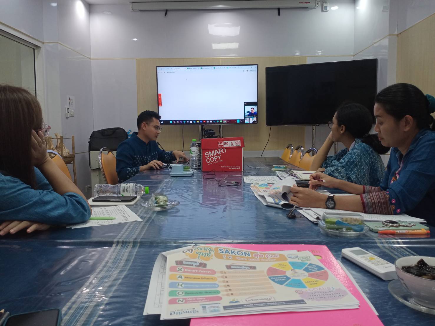 📢พช.สกลนคร ประชุมติดตามความก้าวหน้าการขับเคลื่อนโครงการริเริ่มสร้างสรรค์