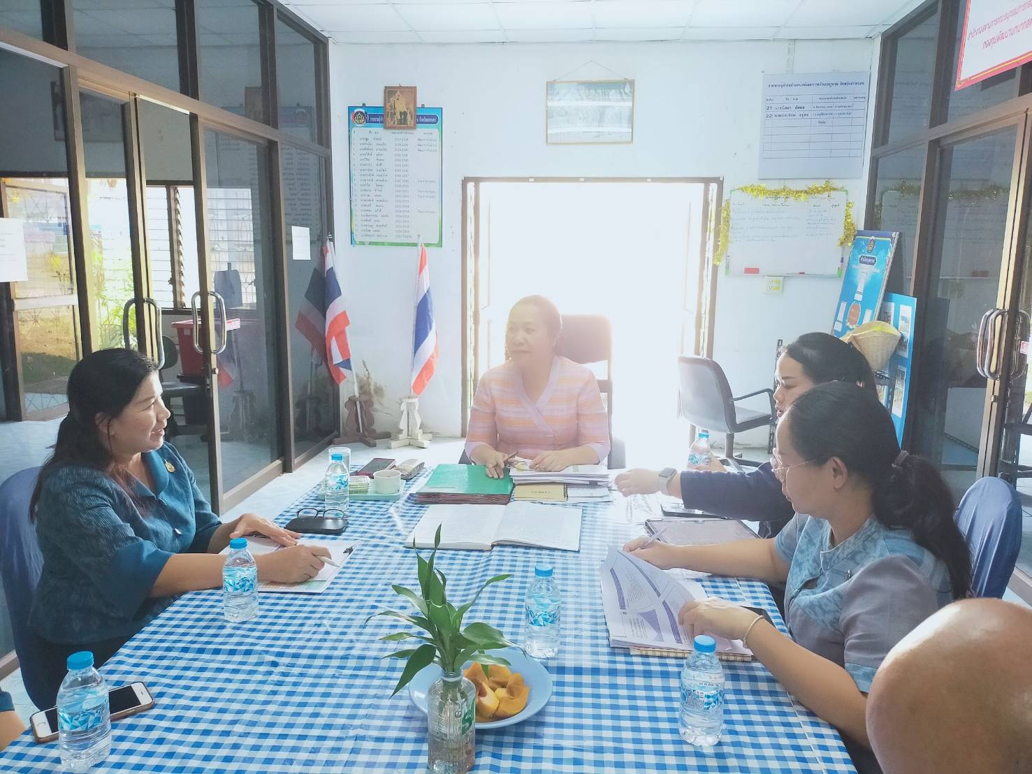 📢พช.สกลนคร : ลงพื้นที่ติดตามสนับสนุนการดำเนินงานของคณะกรรมการเครือข่าย กลุ่มอาชีพ และผู้ผลิต ผู้ประกอบการ หนึ่งตำบล หนึ่งผลิตภัณฑ์ ตามโครงการพัฒนาศักยภาพเครือข่ายกลุ่มอาชีพ และผู้ผลิต ผู้ประกอบการ หนึ่งตำบล หนึ่งผลิตภัณฑ์ ระดับจังหวัด