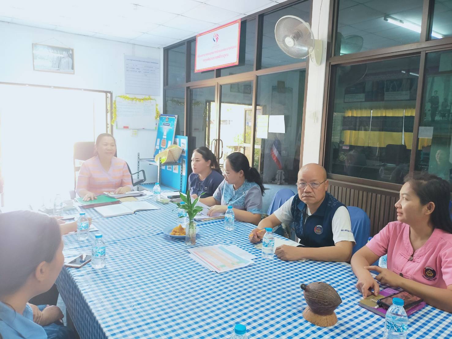 📢พช.สกลนคร : ลงพื้นที่ติดตามสนับสนุนการดำเนินงานของคณะกรรมการเครือข่าย กลุ่มอาชีพ และผู้ผลิต ผู้ประกอบการ หนึ่งตำบล หนึ่งผลิตภัณฑ์ ตามโครงการพัฒนาศักยภาพเครือข่ายกลุ่มอาชีพ และผู้ผลิต ผู้ประกอบการ หนึ่งตำบล หนึ่งผลิตภัณฑ์ ระดับจังหวัด
