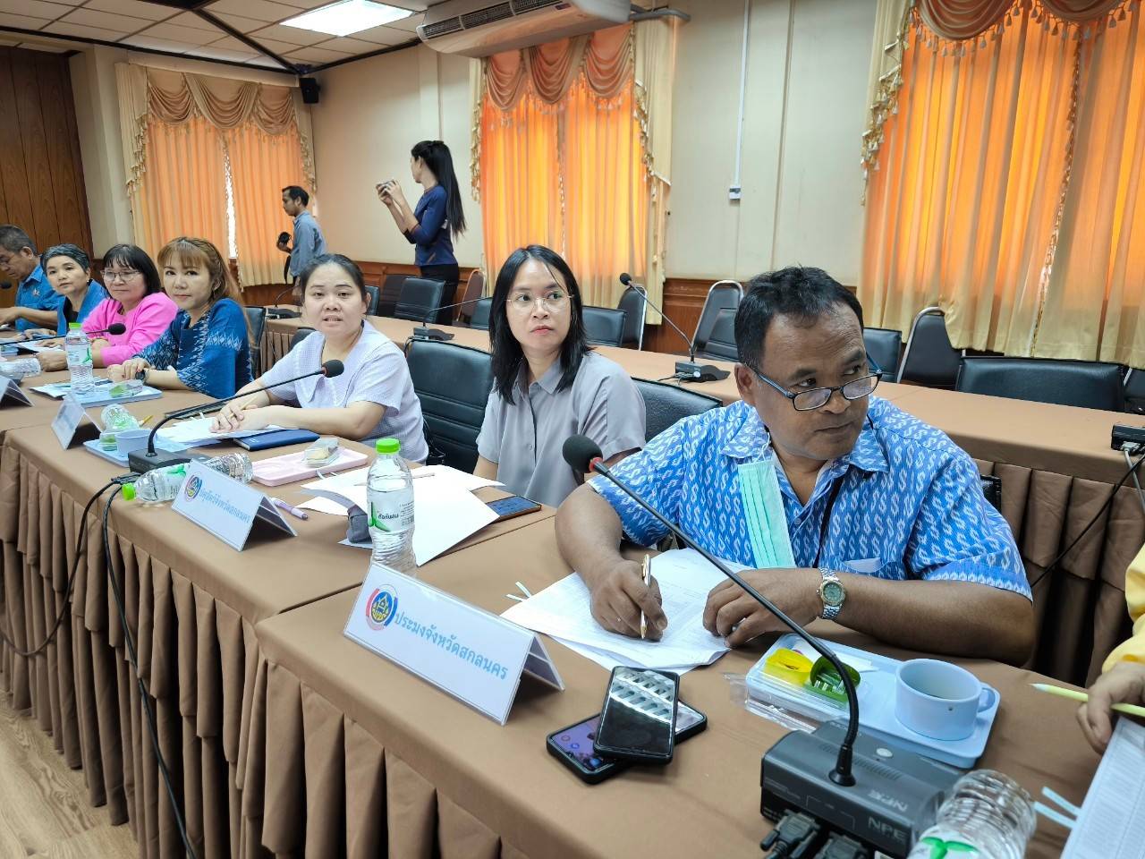 📢จังหวัดสกลนครดำเนินโครงการส่งเสริมกระบวนการเครือข่าย องค์ความรู้ (Knowledge – Based OTOP : KBO) กิจกรรมที่ 2 พัฒนาผลิตภัณฑ์ OTOP โดยเครือข่ายองค์ความรู้ (Knowledge – Based OTOP : KBO) จังหวัด