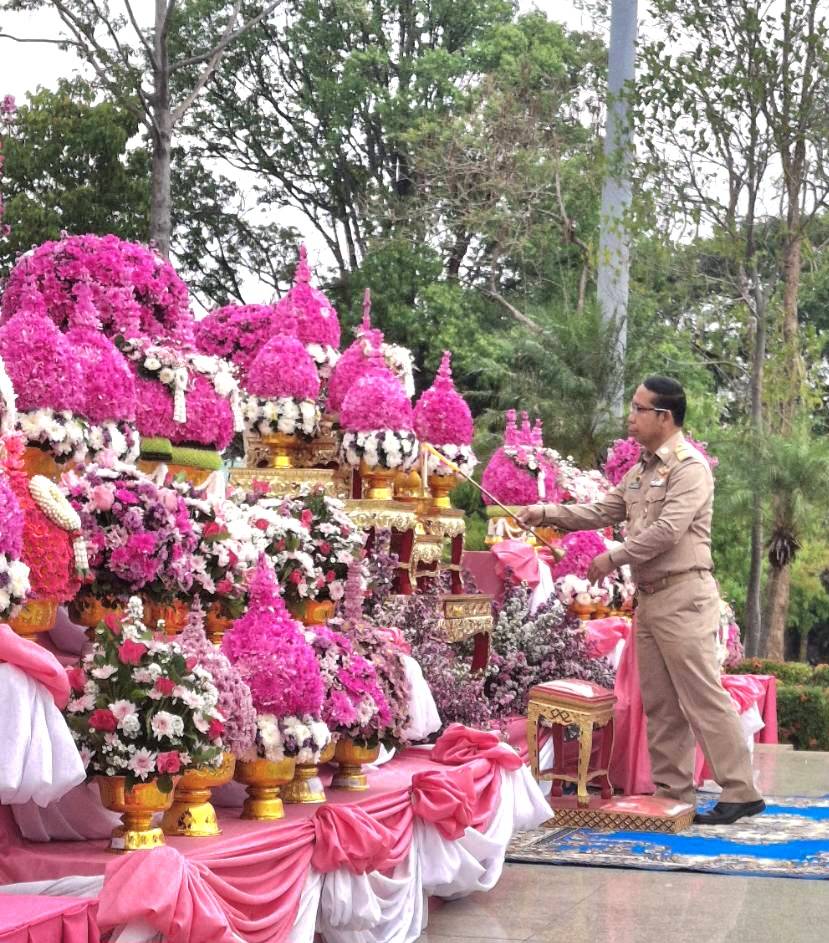 🎯จังหวัดสกลนคร จัดพิธีถวายราชสักการะ ร.5 เนื่องในวันท้องถิ่นไทย ประจำปี 2568