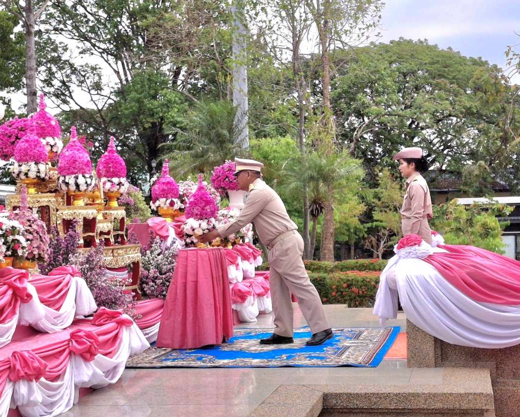 🎯จังหวัดสกลนคร จัดพิธีถวายราชสักการะ ร.5 เนื่องในวันท้องถิ่นไทย ประจำปี 2568