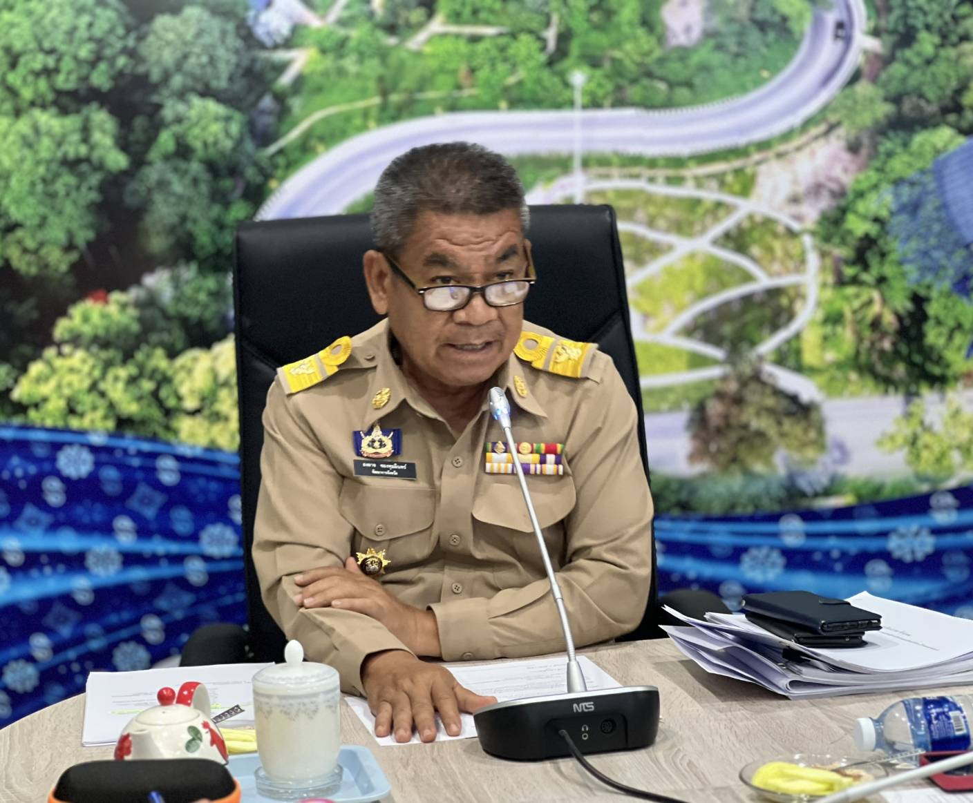 🏘พช.สกลนคร : ประชุมเตรียมความพร้อมจัดพิธีทอดผ้าป่าสมทบกองทุนพัฒนาเด็กชนบท ในพระราชูปถัมภ์สมเด็จพระเทพรัตนราชสุดา ฯ สยามบรมราชกุมารี วันอังคารที่ 1 เมษายน 2568 ณ วัดพระธาตุเชิงชุมวรวิหาร อำเภอเมืองสกลนคร จังหวัดสกลนคร