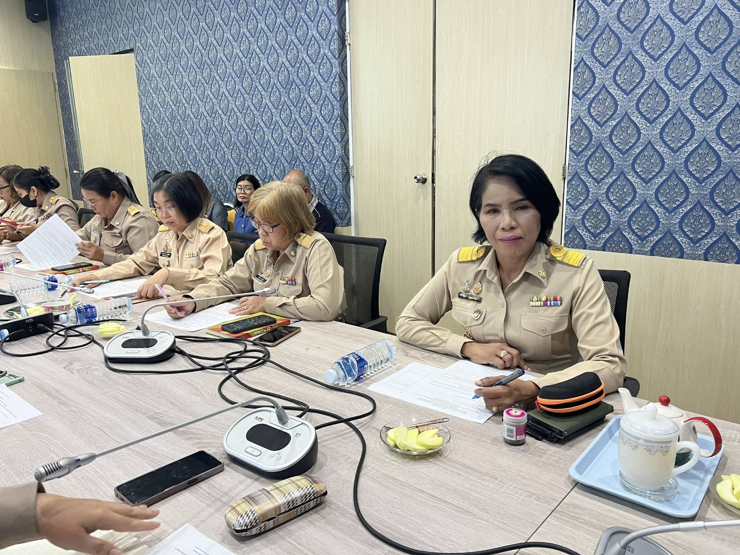 🏘พช.สกลนคร : ประชุมเตรียมความพร้อมจัดพิธีทอดผ้าป่าสมทบกองทุนพัฒนาเด็กชนบท ในพระราชูปถัมภ์สมเด็จพระเทพรัตนราชสุดา ฯ สยามบรมราชกุมารี วันอังคารที่ 1 เมษายน 2568 ณ วัดพระธาตุเชิงชุมวรวิหาร อำเภอเมืองสกลนคร จังหวัดสกลนคร