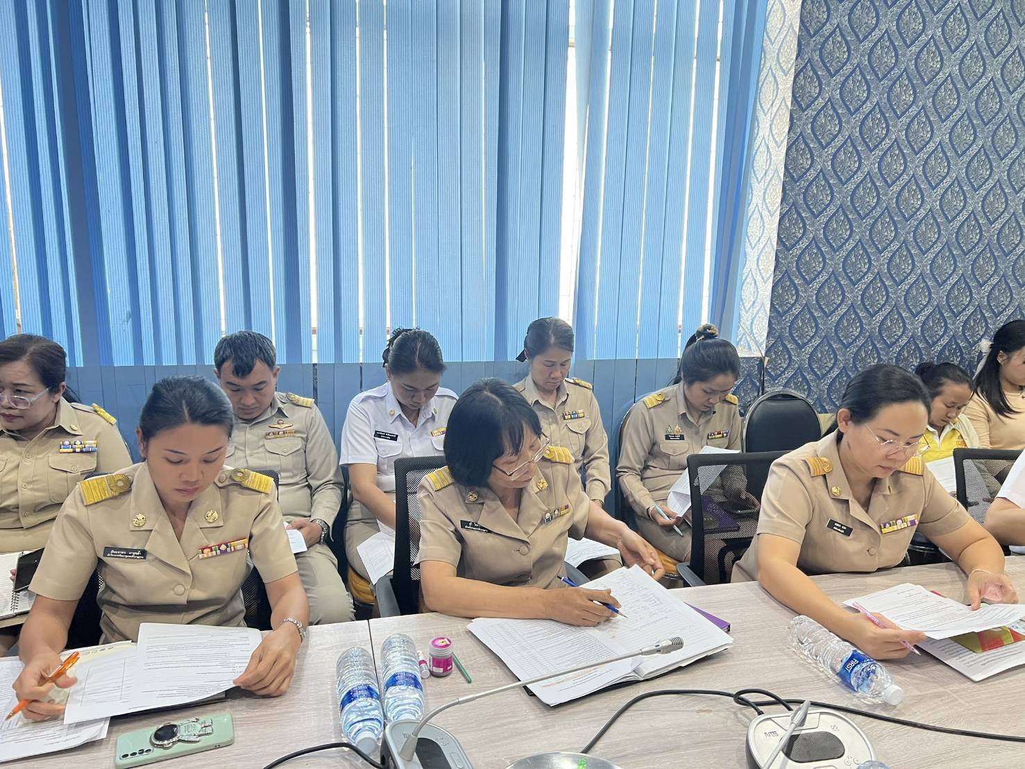 🏘พช.สกลนคร : ประชุมเตรียมความพร้อมจัดพิธีทอดผ้าป่าสมทบกองทุนพัฒนาเด็กชนบท ในพระราชูปถัมภ์สมเด็จพระเทพรัตนราชสุดา ฯ สยามบรมราชกุมารี วันอังคารที่ 1 เมษายน 2568 ณ วัดพระธาตุเชิงชุมวรวิหาร อำเภอเมืองสกลนคร จังหวัดสกลนคร