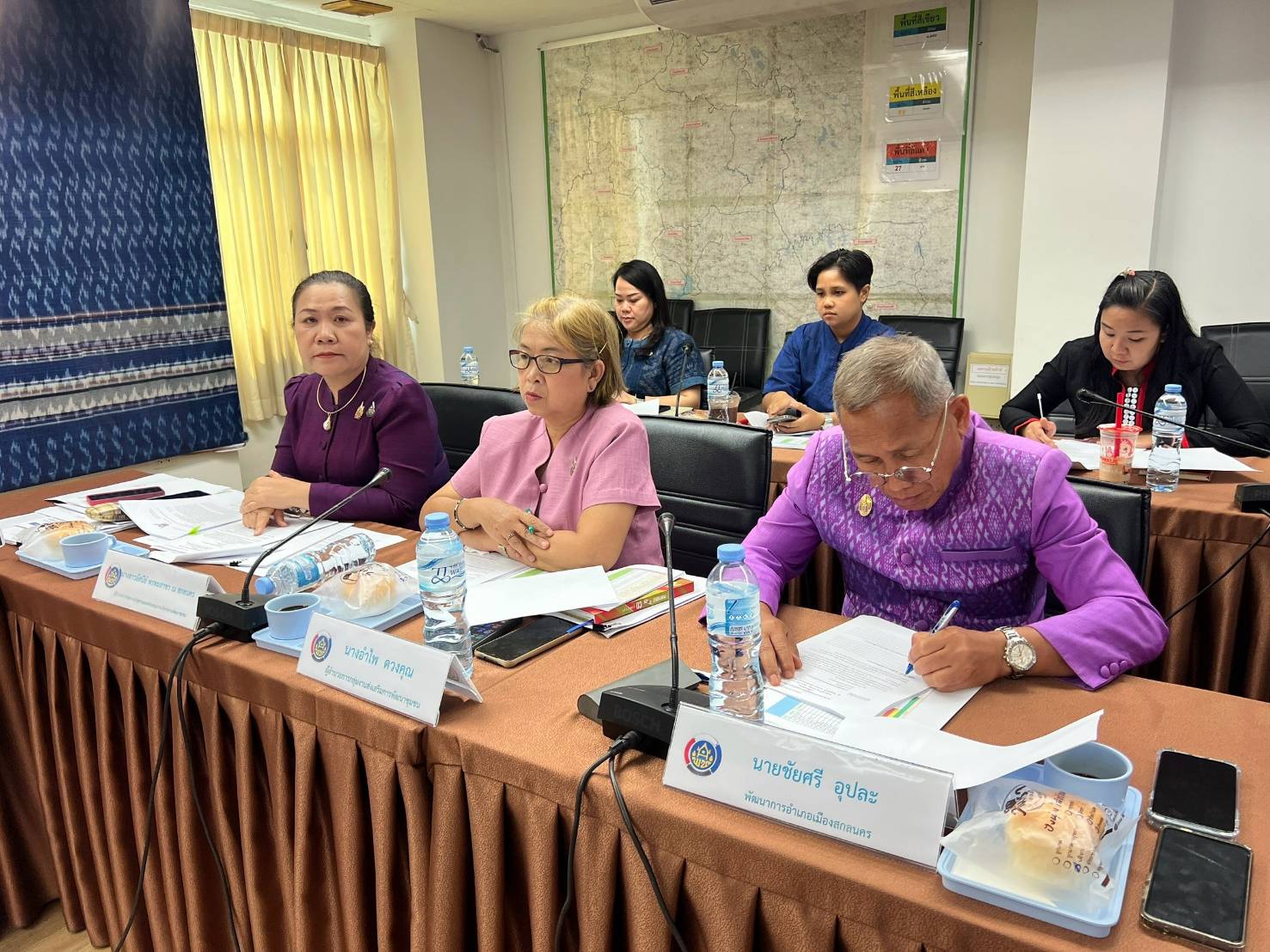 📢พช.สกลนคร : ประชุมผู้บริหารและนักวิชาการพัฒนาชุมชนจังหวัดสกลนคร ครั้งที่ 4/2568