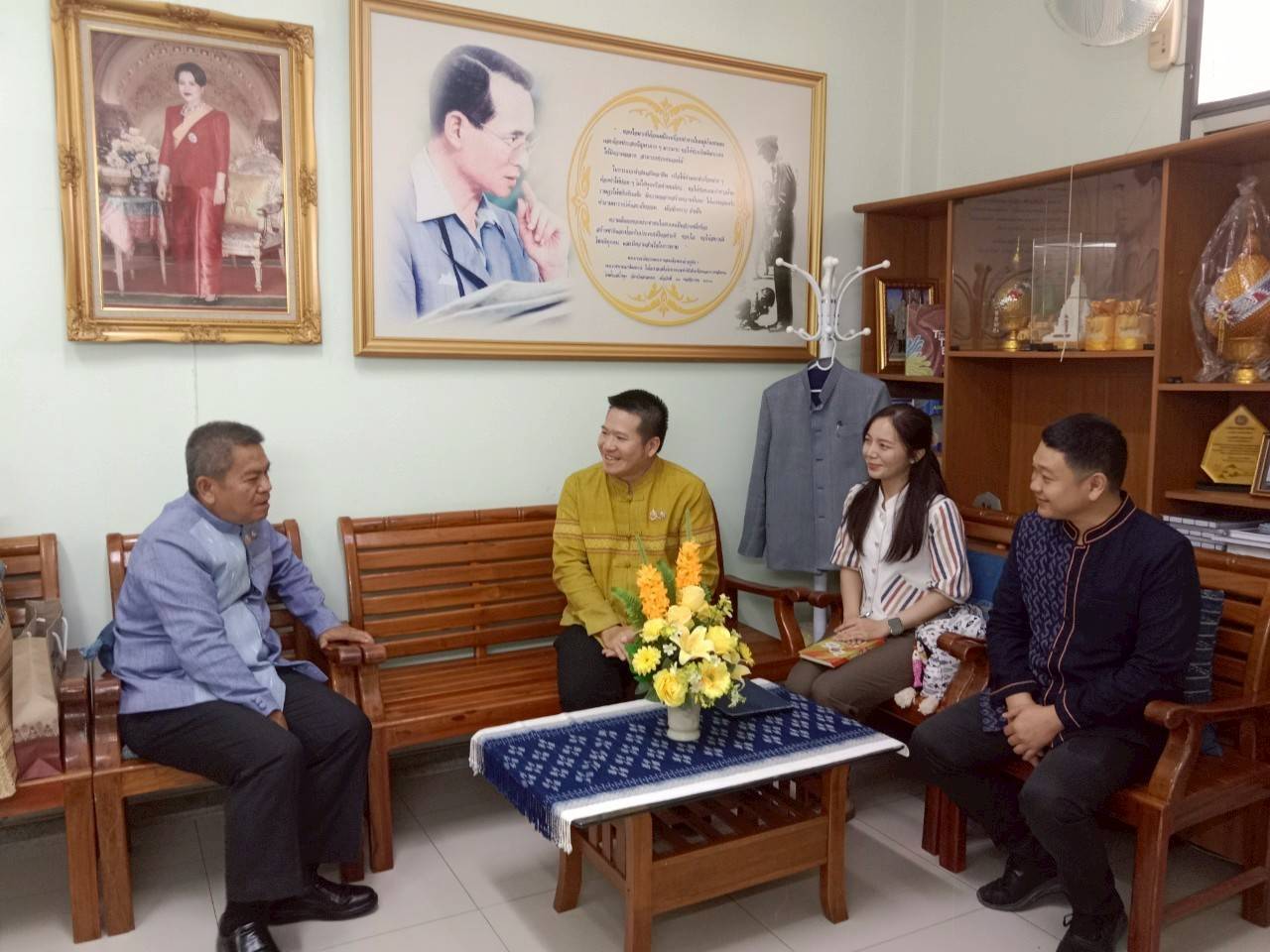 📢กรมการพัฒนาชุมชน : ติดตามการดำเนินงานพร้อมจัดการความรู้หมู่บ้านต้นแบบการน้อมนำแนวพระราชดำริไปประยุกต์ใช้ 📢