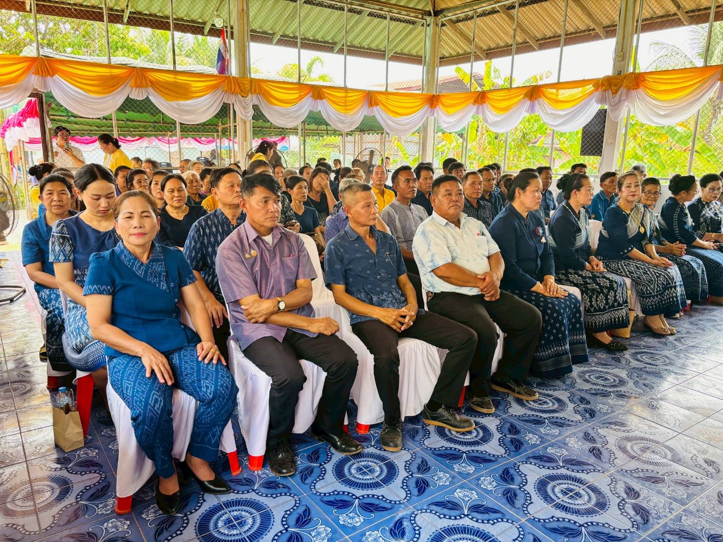 จังหวัดสกลนคร :ส่งเสริมการท่องเที่ยวเชิงสร้างสรรค์ ส่งเสริมการเรียนรู้ที่นักท่องเที่ยวลงมือปฏิบัติ (D-Hope) และจัดนิทรรศการโปรแกรมของผู้ประกอบการชุมชน (Champ)