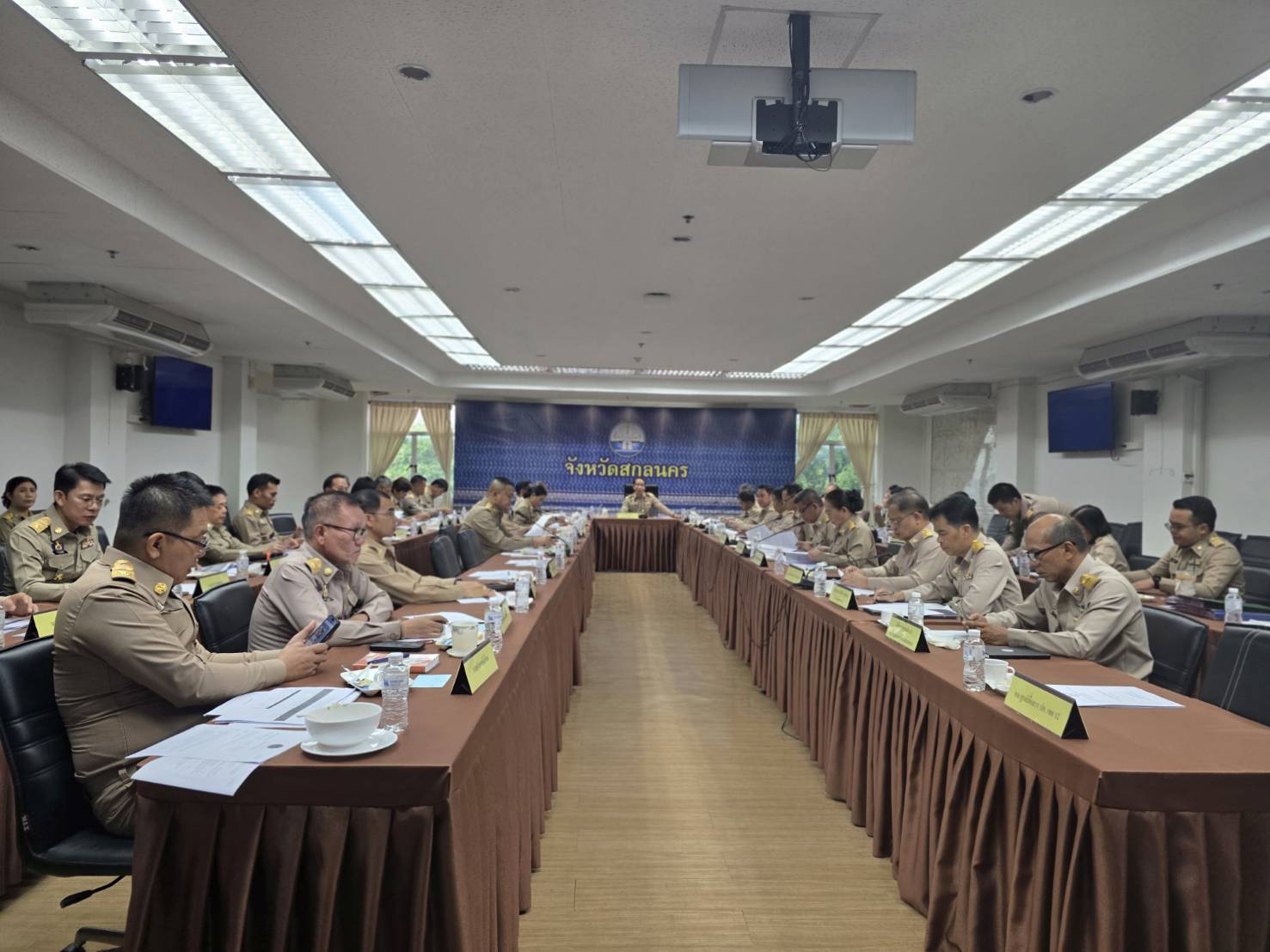 📢 จังหวัดสกลนคร : ประชุมหัวหน้าส่วนราชการสังกัดกระทรวงมหาดไทยและนายอำเภอ จังหวัดสกลนคร ครั้งที่ 3/2568