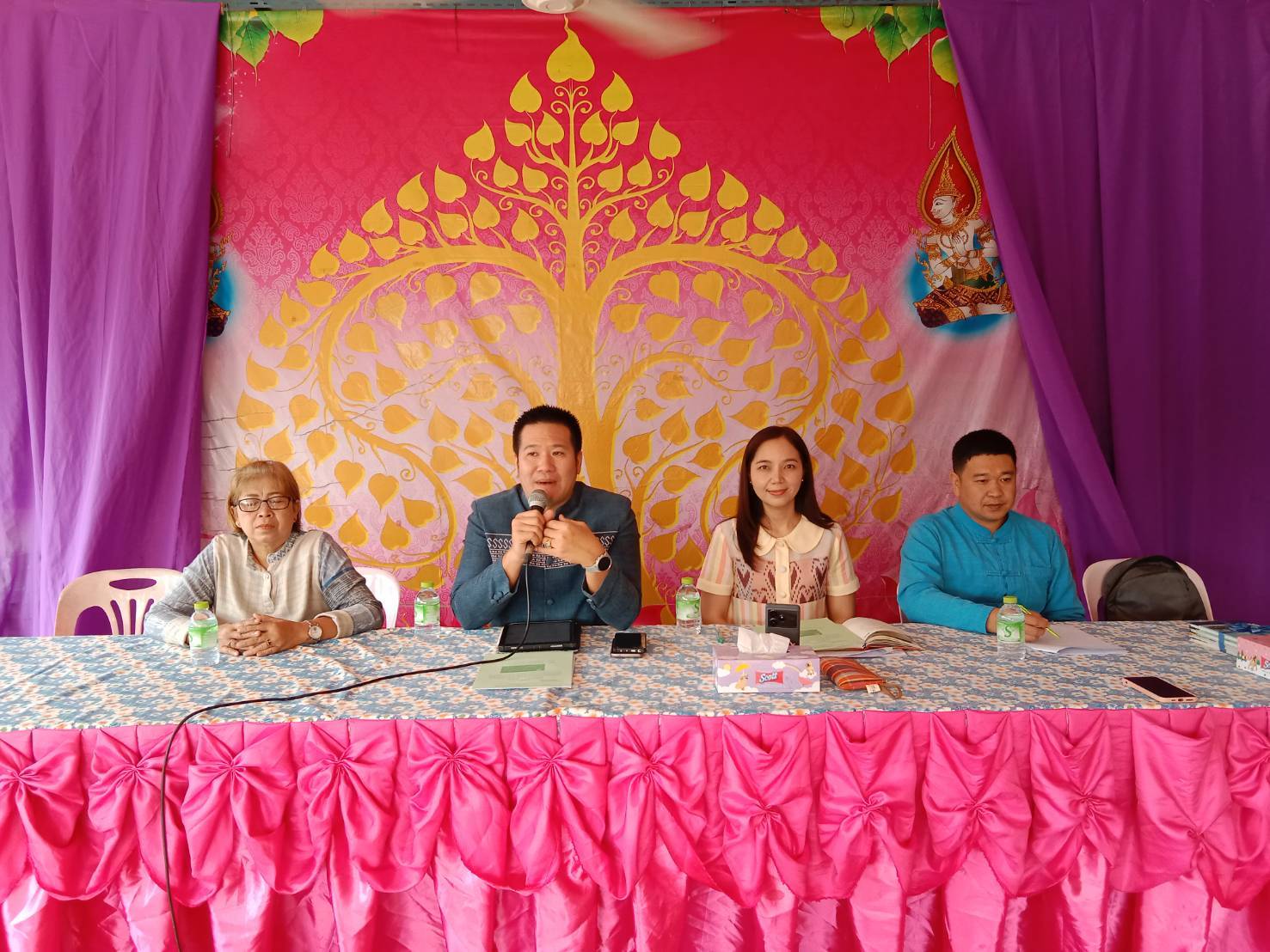 📢กรมการพัฒนาชุมชน : ลงพื้นที่ต่อเนื่องจัดการความรู้หมู่บ้านต้นแบบการน้อมนำแนวพระราชดำริไปประยุกต์ใช้ (ด้านสังคม)📢