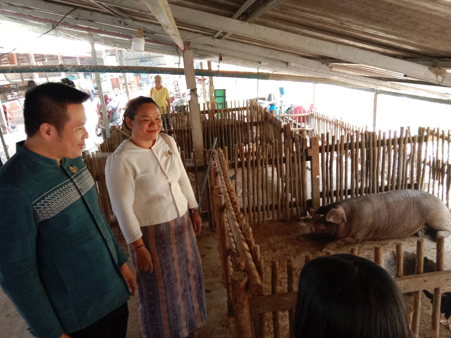 📢กรมการพัฒนาชุมชน : ลงพื้นที่ต่อเนื่องจัดการความรู้หมู่บ้านต้นแบบการน้อมนำแนวพระราชดำริไปประยุกต์ใช้ (ด้านสังคม)📢