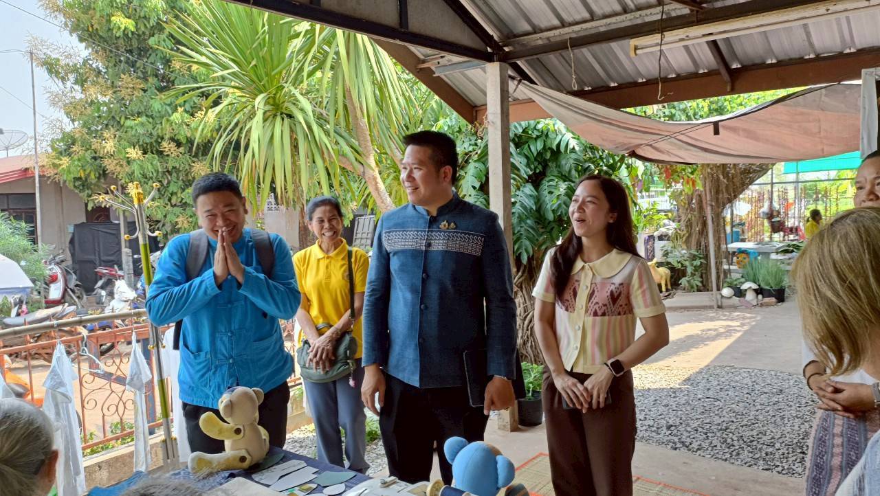 📢กรมการพัฒนาชุมชน : ลงพื้นที่ต่อเนื่องจัดการความรู้หมู่บ้านต้นแบบการน้อมนำแนวพระราชดำริไปประยุกต์ใช้ (ด้านสังคม)📢