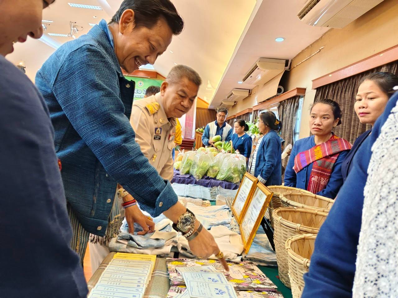 📰จังหวัดสกลนคร : จัดมหกรรมการออม 51 ปี ทุนชุมชนขับเคลื่อนเศรษฐกิจฐานราก (ระดับภูมิภาค) ประจำปี 2568